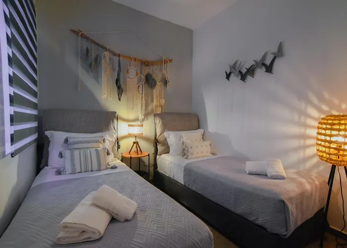 Mavromata's Cozy * Triovasálos