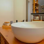 Mavromata's Cozy Lägenhet